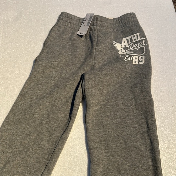 Children’s place sweat pants and fleece pants bundle - Picture 2 of 4